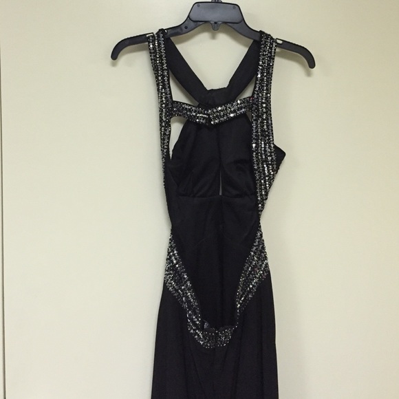 Prom dress - Picture 3 of 3