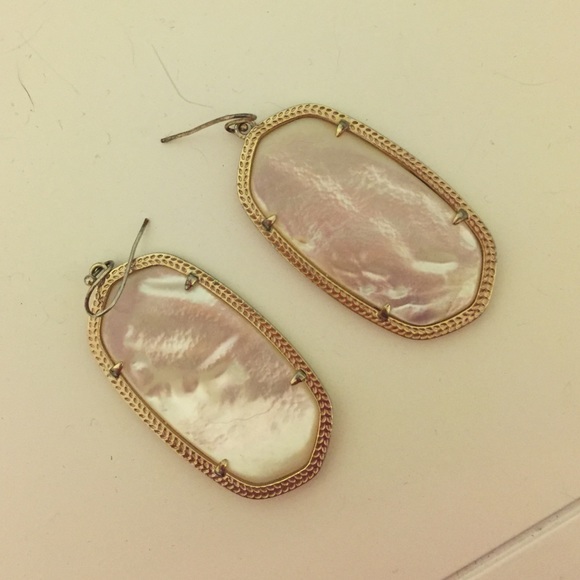 Vintage Milky Pearl White Kendra Scott Earrings