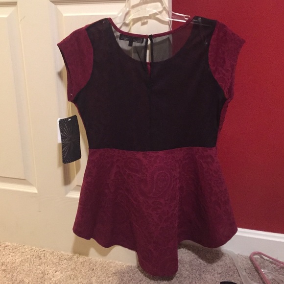 Flow top - Picture 2 of 4