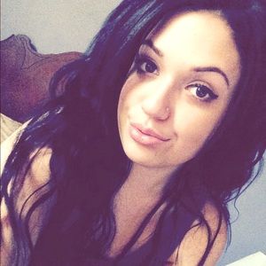 Meet your Posher, Gina