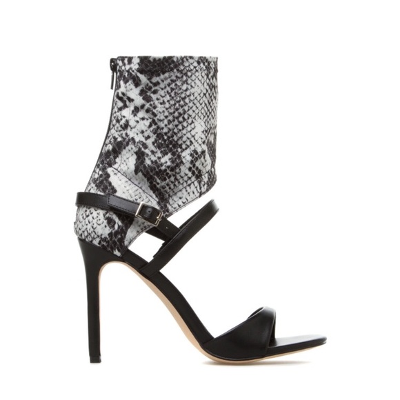 Faux-leather sandle - Picture 2 of 4