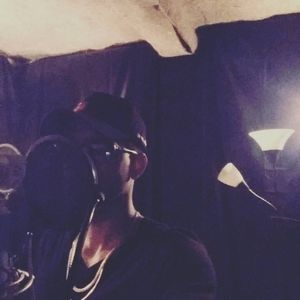 Meet your Posher, Derrick