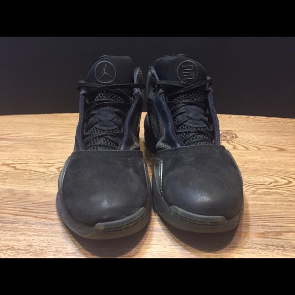 Air Jordan Shoes! Size 5.5 - Black! - Picture 3 of 4