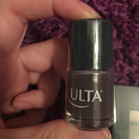 SOLD - Picture 3 of 4