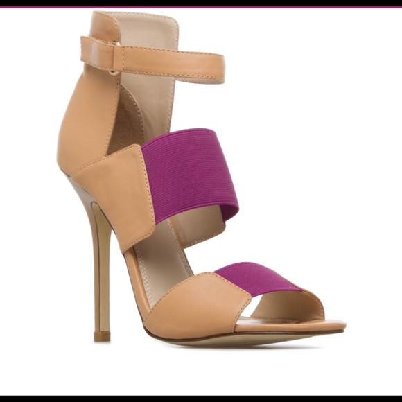 Sandle - Picture 2 of 2