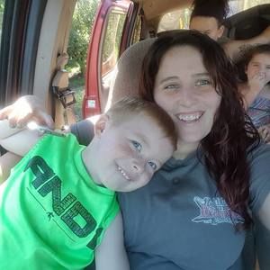 Meet your Posher, Emilee