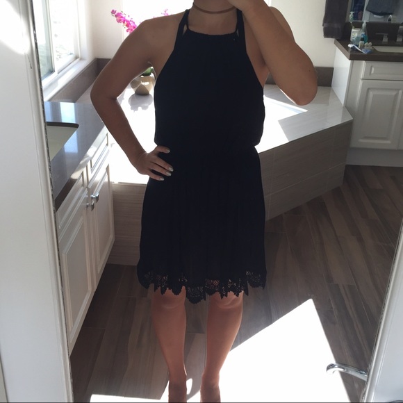 Ecoté gauzy crochet trim dress