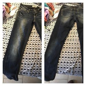 Day trip skinny size 28