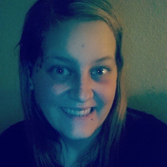 Meet your Posher, Briana