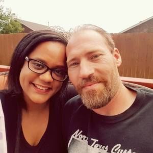 Meet your Posher, Larissa