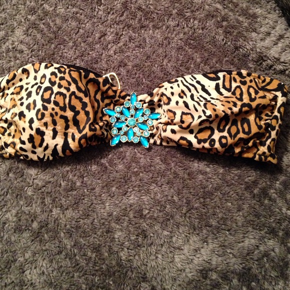 Bathing suit top - Picture 1 of 1