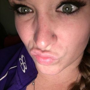 Meet your Posher, Stephanie