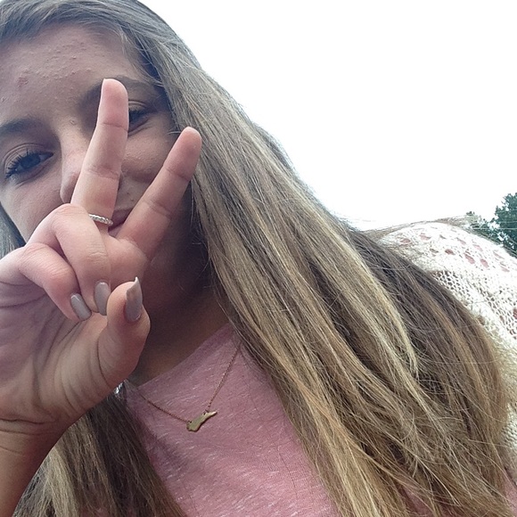 Meet your Posher, Kathryn - Picture 1 of 1