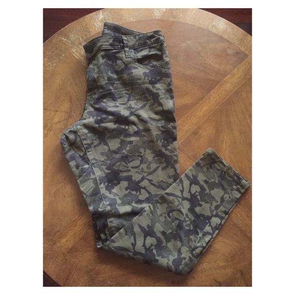 Army Fatigue Skinny Leg Jeggins Size 18