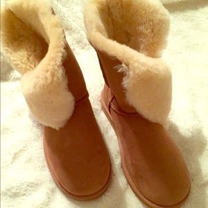 Koozie Shearling Toggle Boots