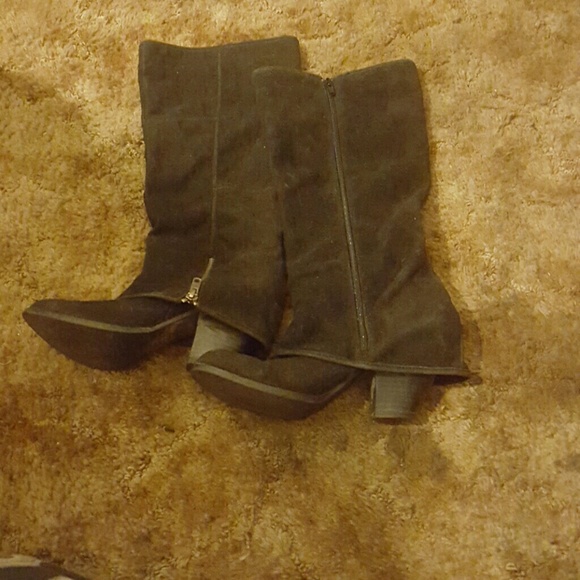 Fergie Tall boots