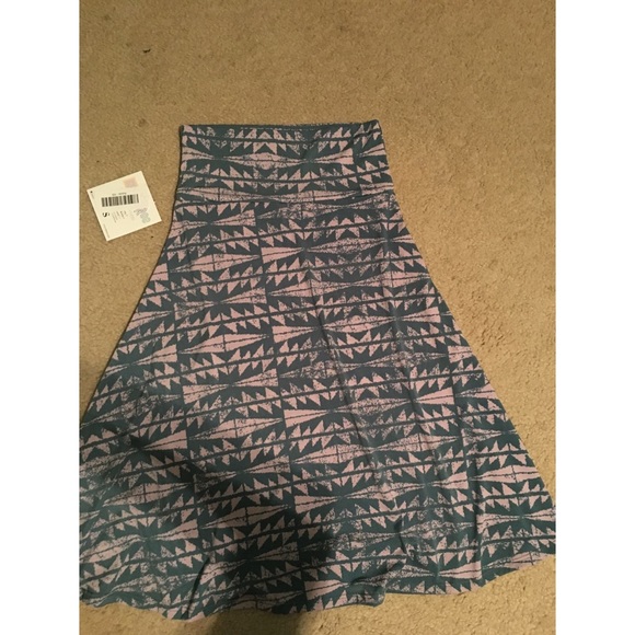 NWT LulaRoe Azure Skirt