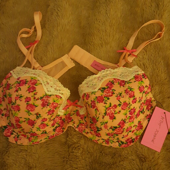 Betsy Johnson Bra