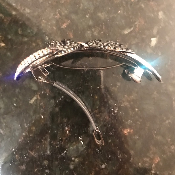 Swavarski crystal butterfly hair clip