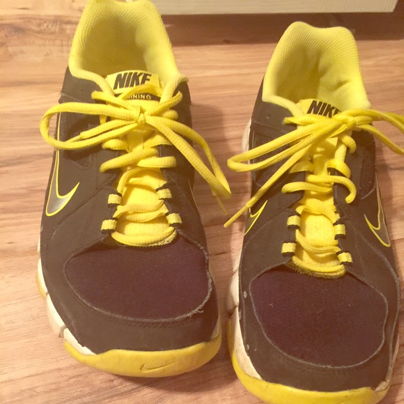 Women's Nikes running shoes size 10