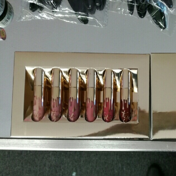 Lipmatte Set Kylie Birthday Edition