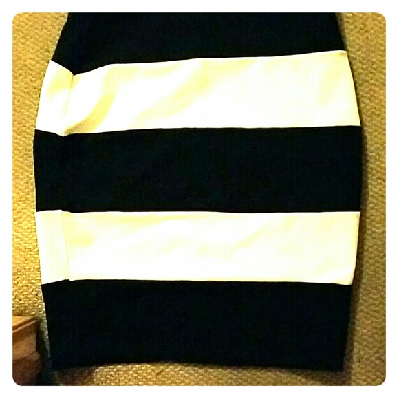 SOLD Black and white plus skirt