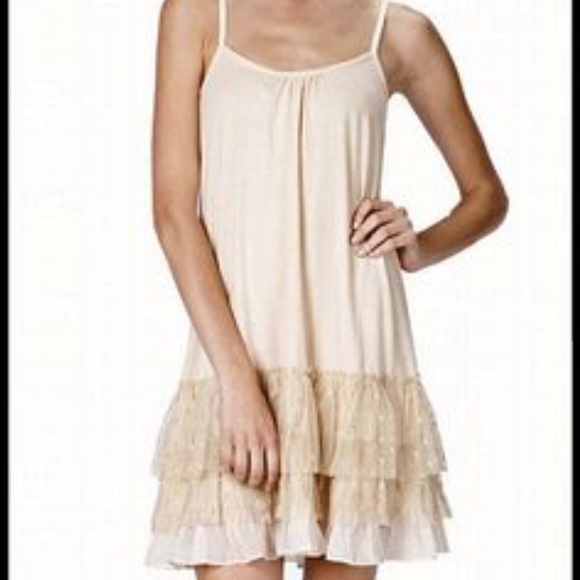 Ryu layering dress slip size small cream color