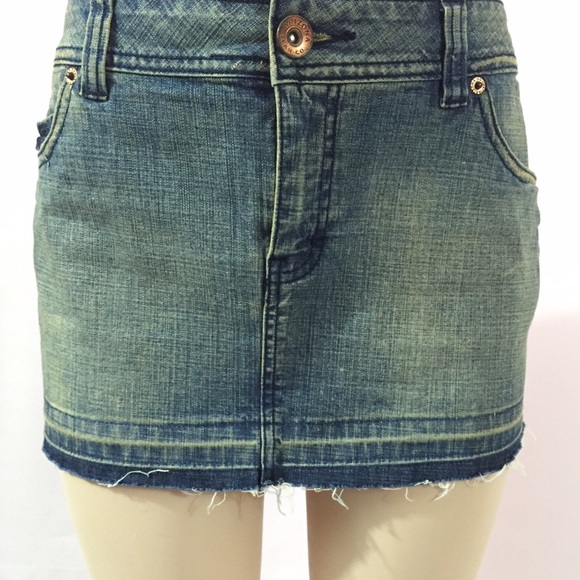 WORN ONCE! Arizona Jean Co Bluejean midi skirt.