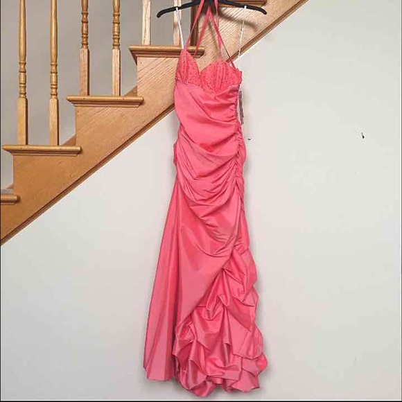 NWT gown