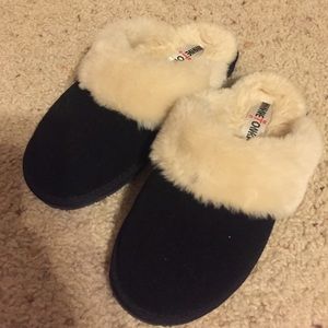 Minnetonka slippers