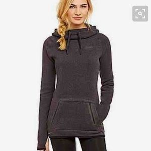 NIKE HYPERNATURAL PULLOVER WOMEN'S TRAINING HOODIE