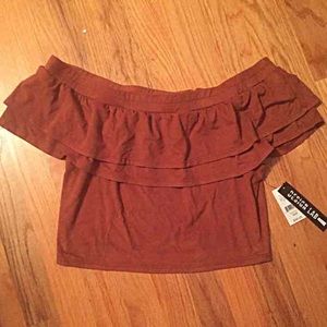 NWT crop top