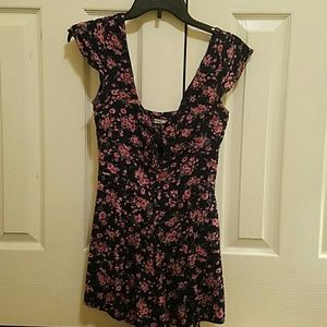 Floral Romper Kimchi Blue