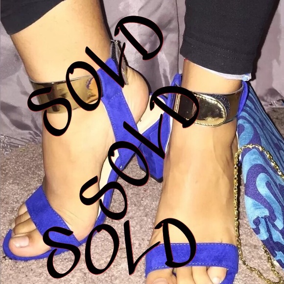 ZARA BLUE 👀🔷alike Block heel sandal w/gold strap