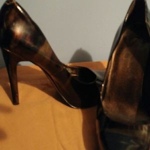 Jessica Simpson heels