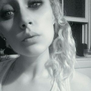 Meet your Posher, Hailee