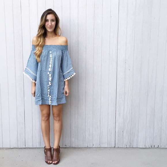 off the shoulder print dress - Picture 3 of 4