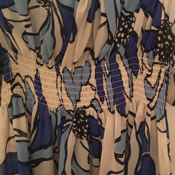 BCBG blue & white floral blouse - Picture 2 of 4