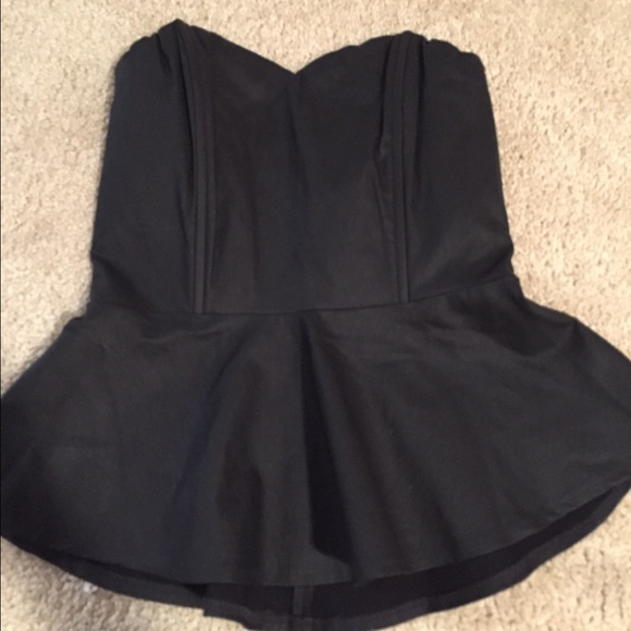 Forever 21 peplum strapless too sz s nwt