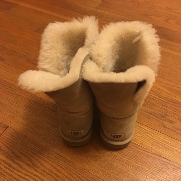 Women's Bailey Button UGG boots - Picture 4 of 4