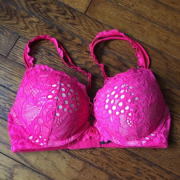 SALE!! 🎉 32b Victoria's Secret bombshell bra