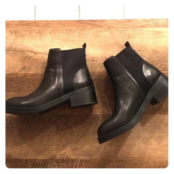 Steve Madden grroupie Chelsea boot