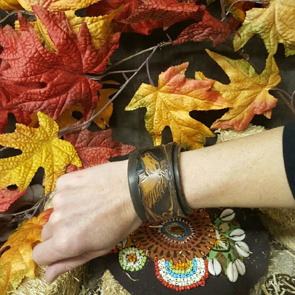 🚫🚫SOLD🛇NEW ONE OF A KIND HAND MADE  WRIST CUFF