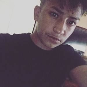 Meet your Posher, Aron