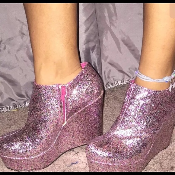 SOLD OUT!!Deena&OzzyGlitter Wedge BootieS Womens 9