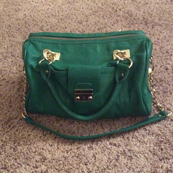 Olivia + Joy handbag. Green & gold.