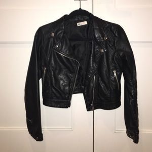 Cropped faux leather jacket