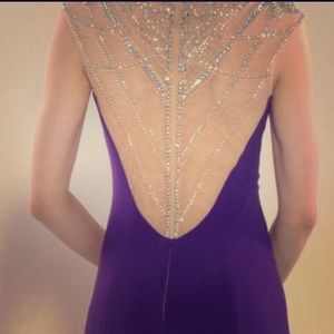 Alyce Paris, size 6.