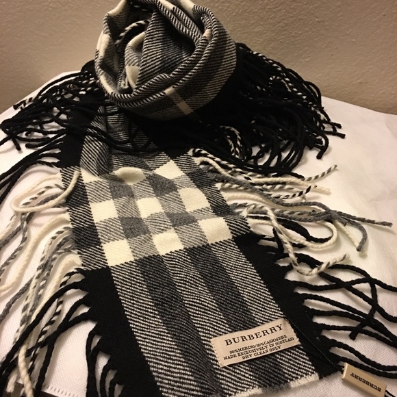 Burberry scarf