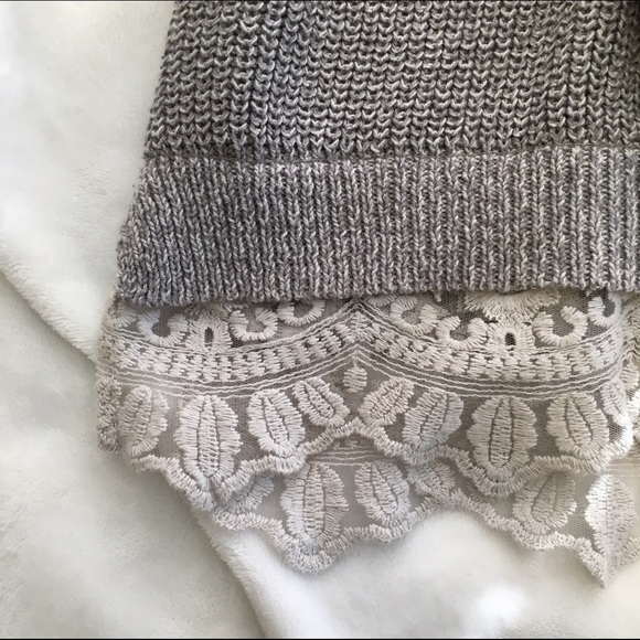 Urban Outfitters Lace Sweater - Picture 4 of 4